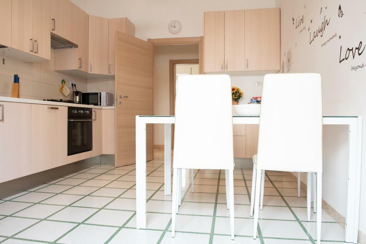 Michelangelo Apartment Civitavecchia Eksteriør billede